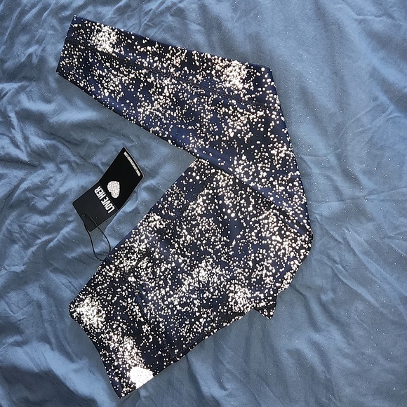 NWT Reflective Galaxy Detail Compression 7/8 Length Leggings - Silver on Navy - Picture 2 of 9